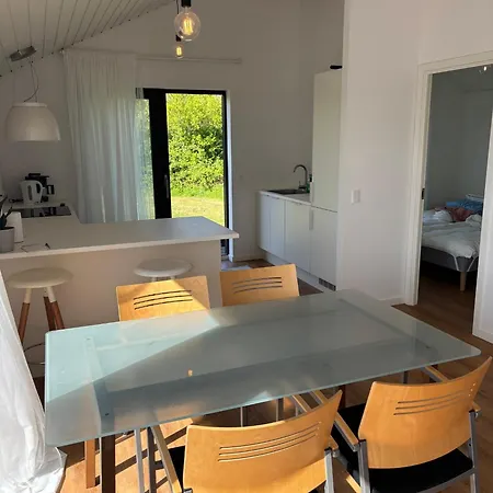 Semesterbostad Stilfullt Sommarhus Nära Och Hamn
